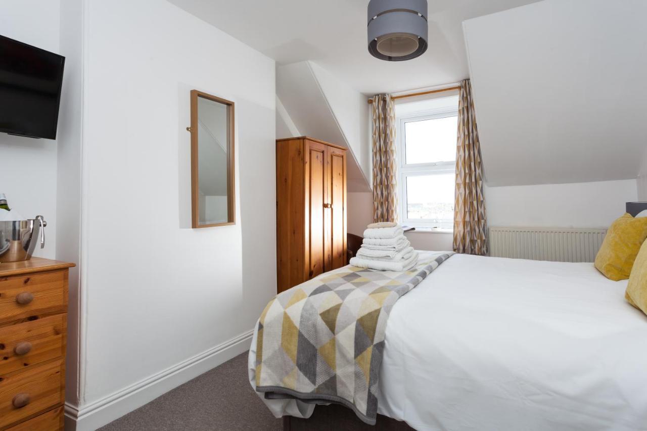 The Olive Branch Bed & Breakfast St Ives Екстериор снимка